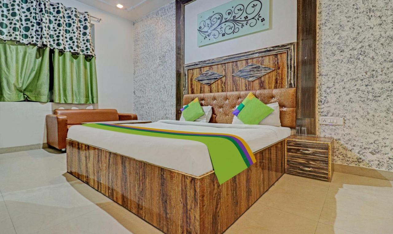 מטורה Treebo Trend Radha Palace מראה חיצוני תמונה